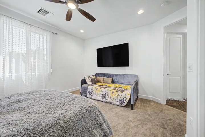 Secondary bedroom