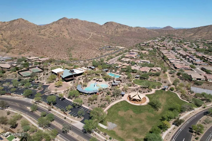 Just a short walk away, amenities include lap/play pools, fitness facility, playground, outdoor/indoor gathering spaces, and access to Sonoran Preserve hiking trails.