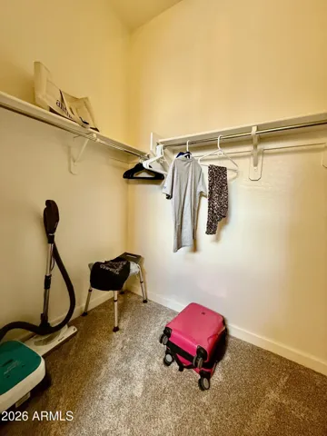 Principal Walking Closet