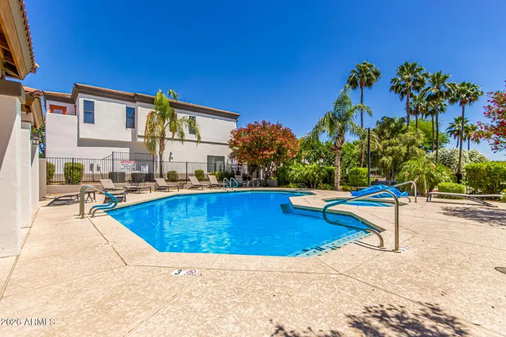 Community Pool & Spa