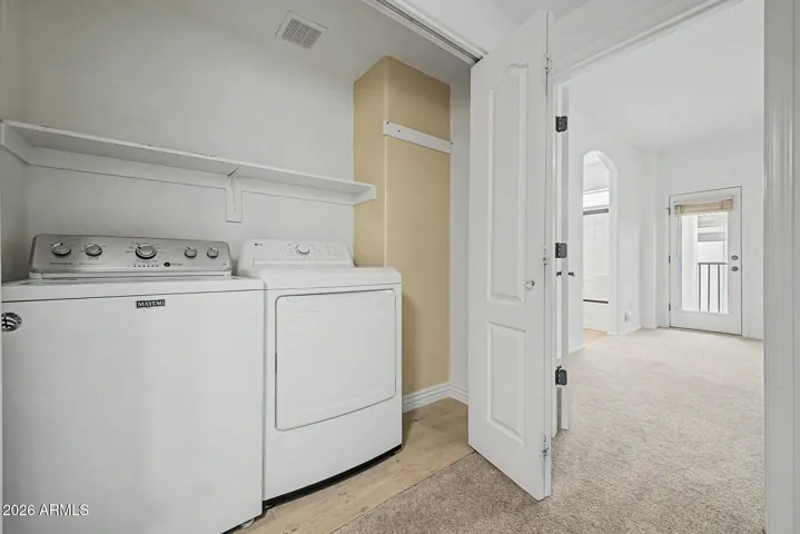 Washer/Dryer Included