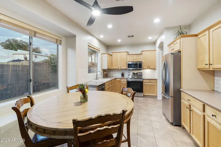 Kitchen / Dining