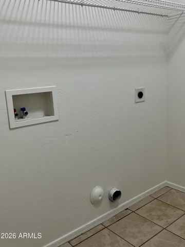 Washer & Dryer Hookup