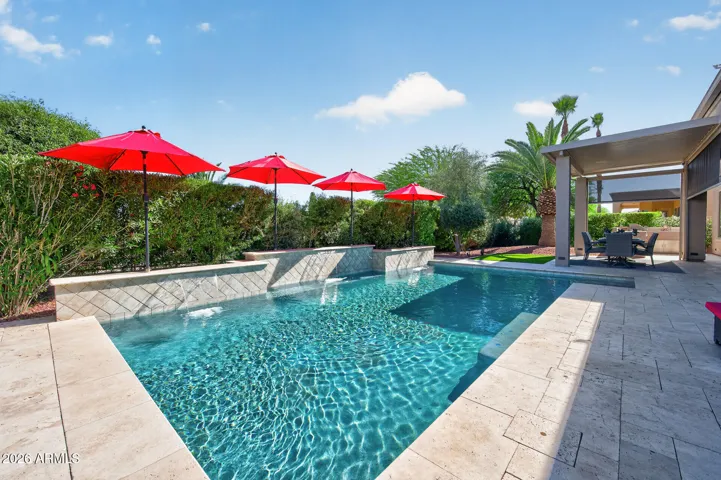 The pool shelf offers 3 separate waterfall features.