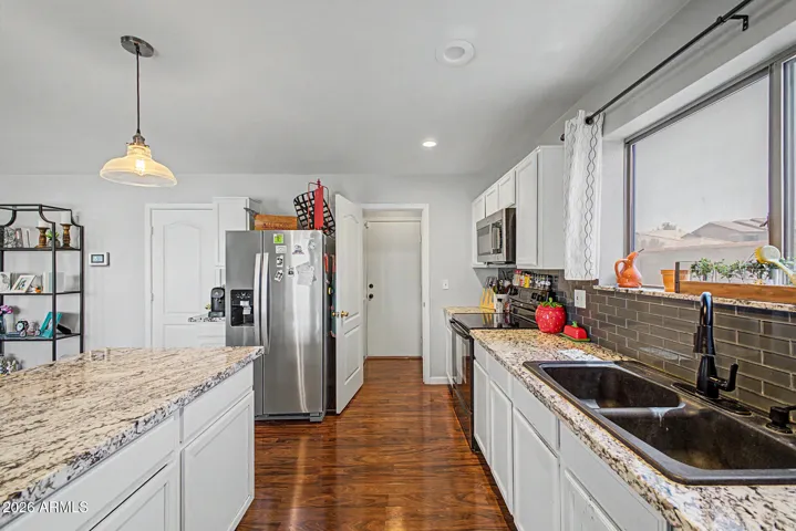 Kitchen/Laundry to Garage