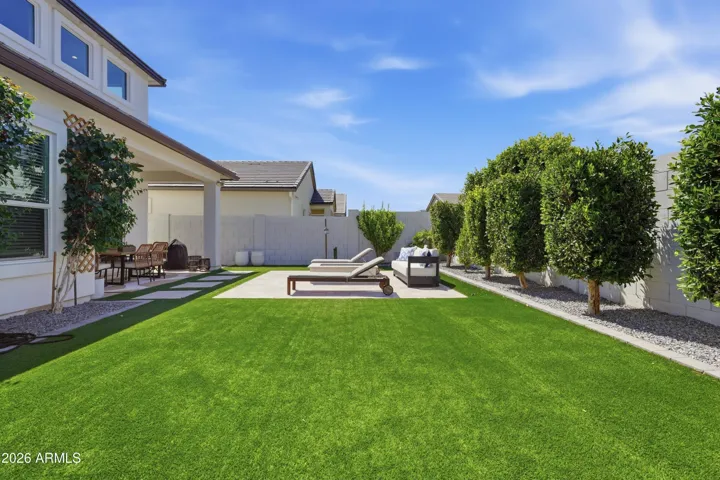 SPACIOUS BACKYARD WITH ENDLESS POSSIBILITIES