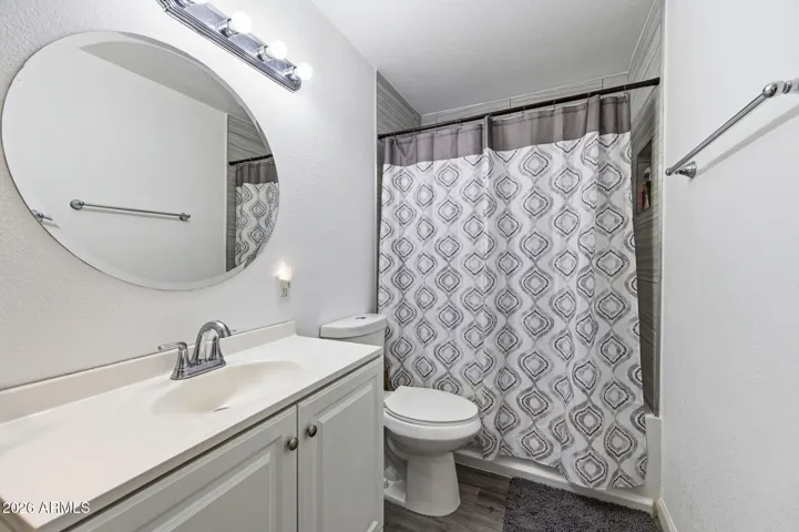 One of 2 bathrooms