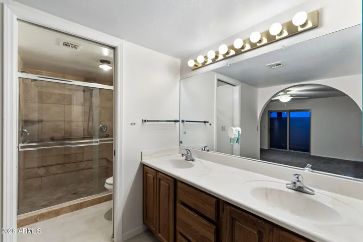 Primary bath
