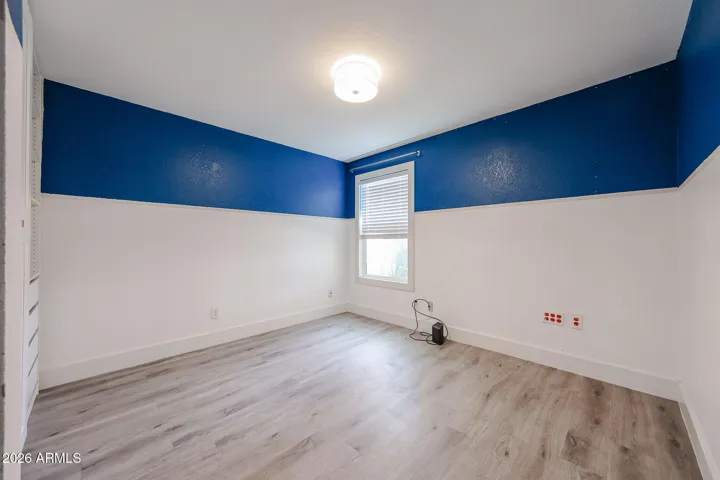**Secondary Suite**