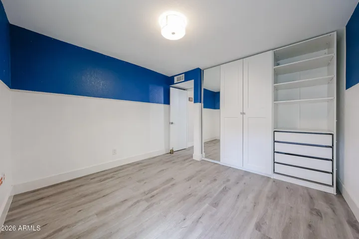 **Secondary Suite highly space-optimized closet's **