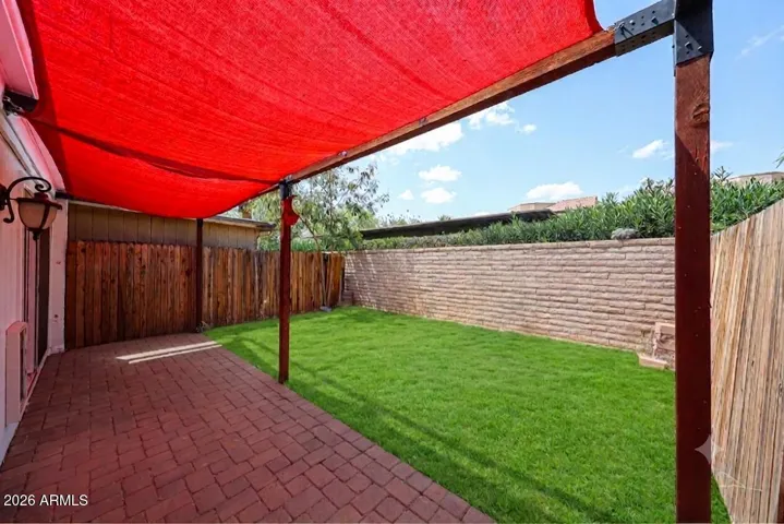 ** Private low maintenance Grass in backyard AI**
