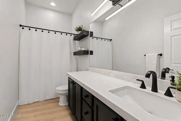 2nd Full Bathroom