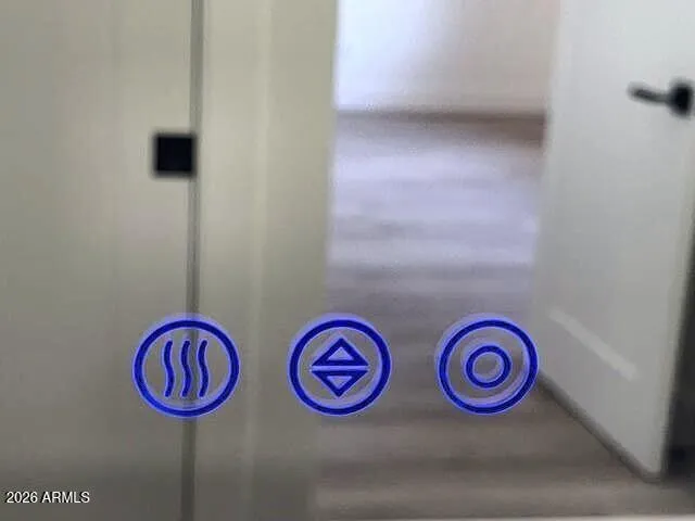 Smart Mirror Controls Fog Mist From Showering