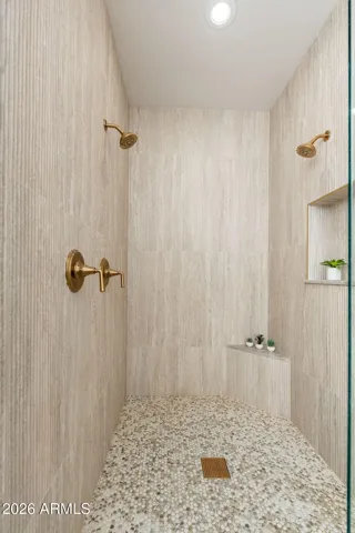 Primary bath with soaking tub, walk-in shower and double vanities