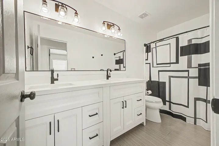 2nd bathroom