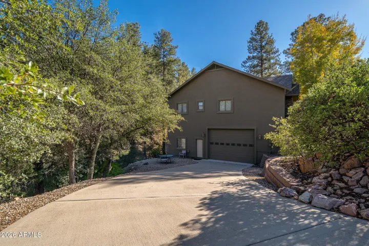 RV Garage and Driveway
