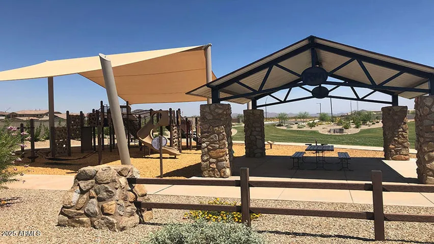 Rio Vista at Rancho Mercado - Community