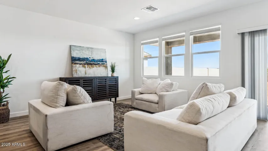 *Photos Are of a Speculative Home. Options May Vary*
