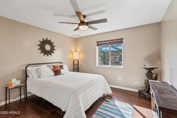 Secondary bedroom