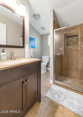 Primary Bedroom's Ensuite Bathroom