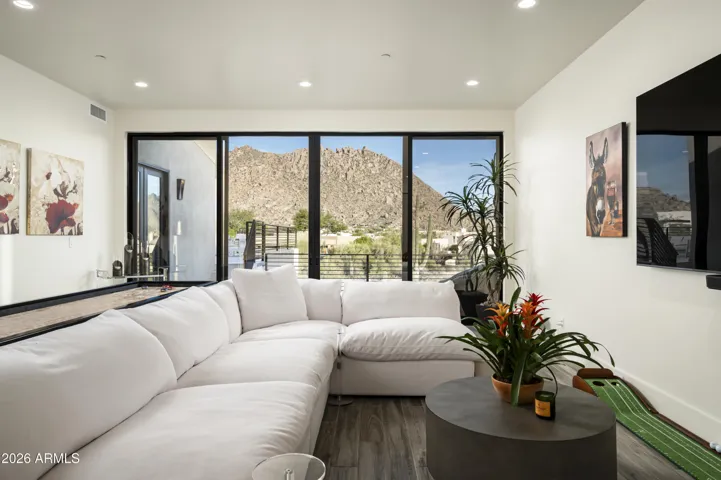 Bonus room