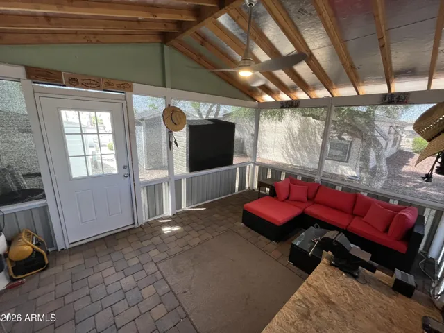 SCREENED IN PATIO