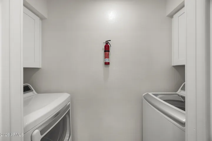 Full size W/D off Kitchen