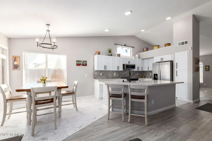 Photos reflect prior staging/furnishings.
