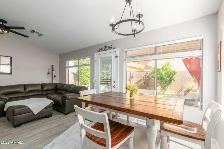 Photos reflect prior staging/furnishings.