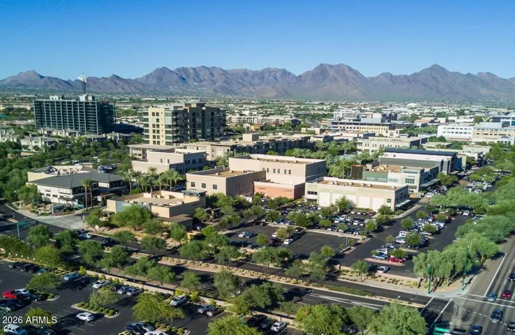 Kierland Commons