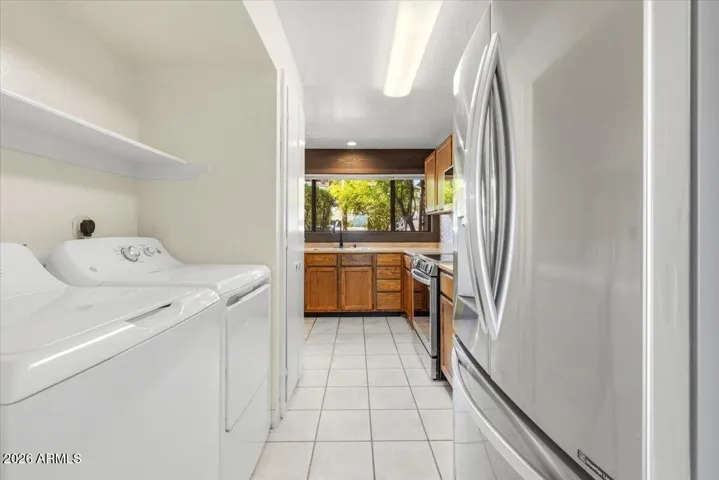 Convenient laundry Room between the Kitchen and Living Room