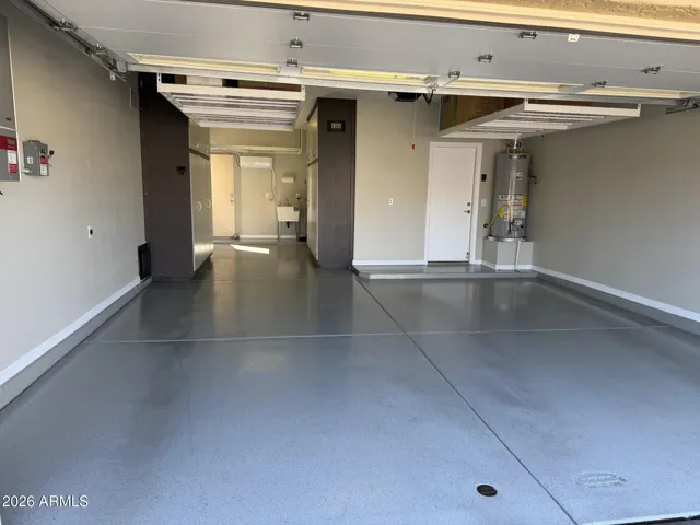 Epoxy flooring in great shape