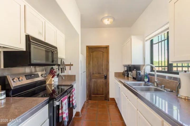 Suite Kitchen
