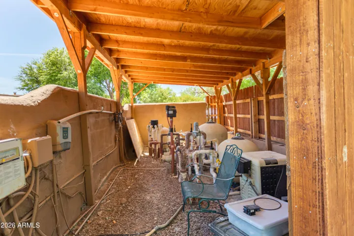 Pump house for pool