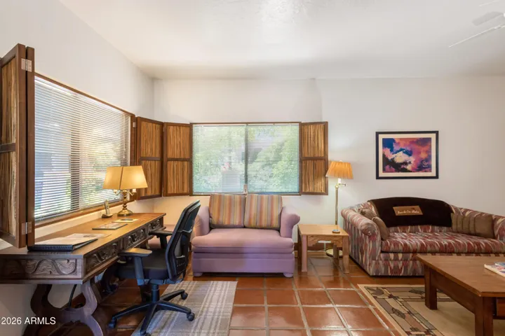 Suite office