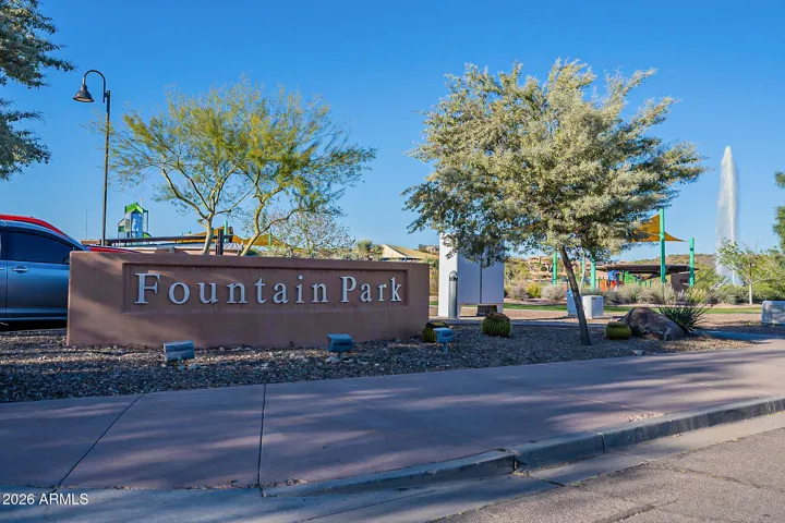 Close to Fountain Park