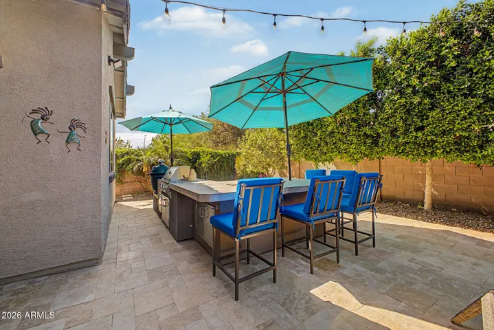 Outdoor kitchen, Big Green Egg, custom chairs