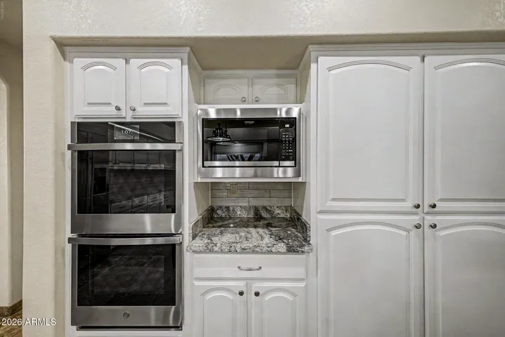 Built-in Microwave | Double Wall Ovens | Pantry