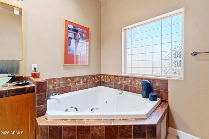 Primary bathtub