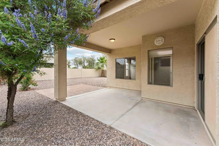 Covered Patio to enjoy the Arizona weather