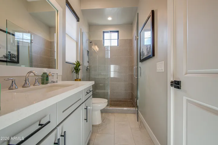 Detached Casita Bath