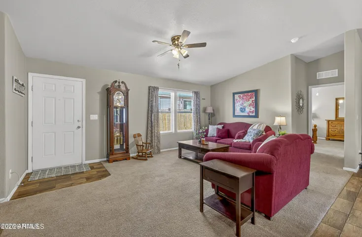 Open living space, perfect for entertaining.