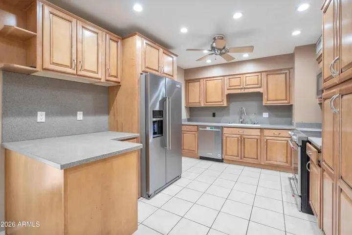 Upgraded Kitchen with Stainless Steel Appliances