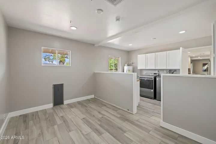 Optional Office/Flex Space