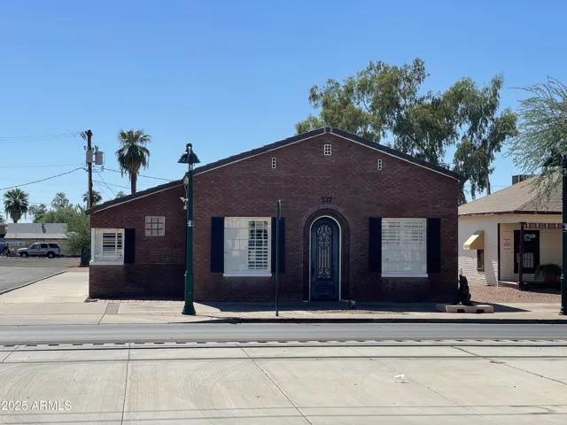 237 W Main