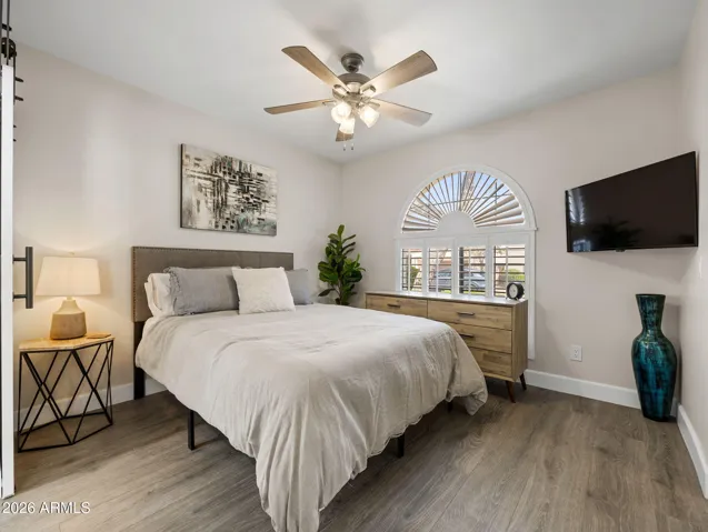 Guest bedroom
