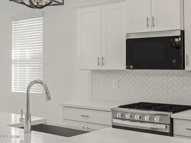 Photo is not of the actual home. Interior finishes and fixtures may vary.