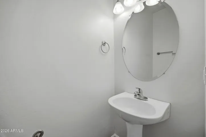 Downstairs 1/2 bath