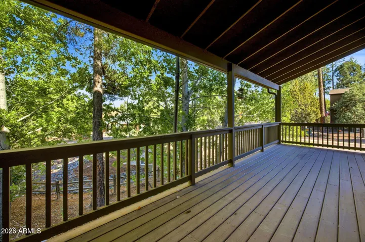 Private covered back deck