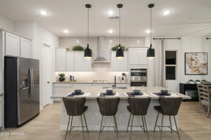 THIS HOME HAS THE GOURMET KITCHEN. SEE PRODUCT SELECTION PHOTO FOR COLORIZATION!